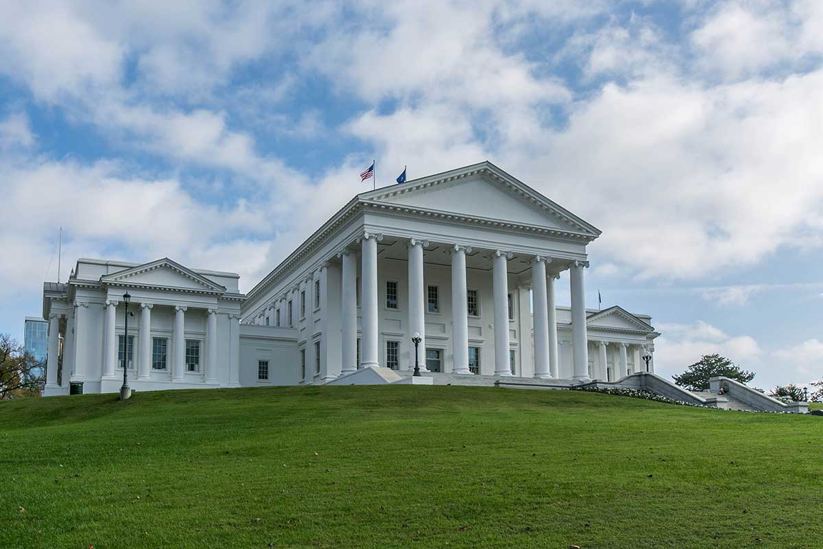 White mansion in Richmond, VA